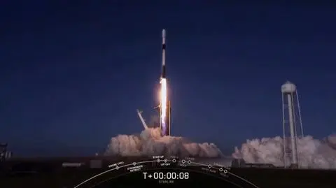 Rakieta Falcon 9 wystartowała z Centrum Kosmicznego na Florydzie. Obejrzyj relację na tvn24.pl
