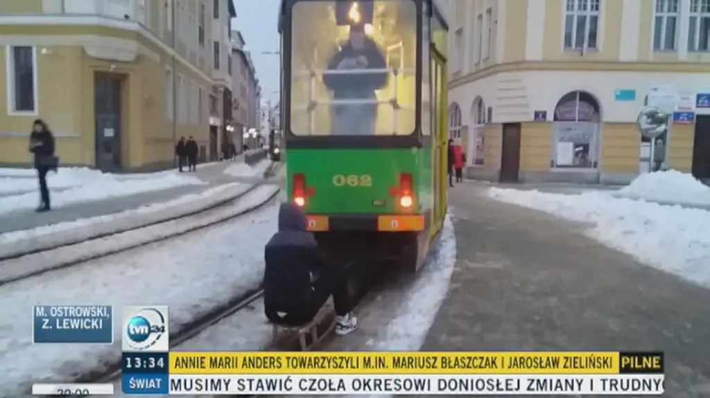 Sankami za tramwajem