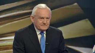 Miller: jeżeli ktoś tutaj politycznie oszukał, to Wałęsa Kiszczaka