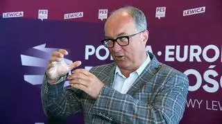 Podczas opisywania sporu między Kaczyńskim a Ziobrą Czarzasty żywo gestykulował