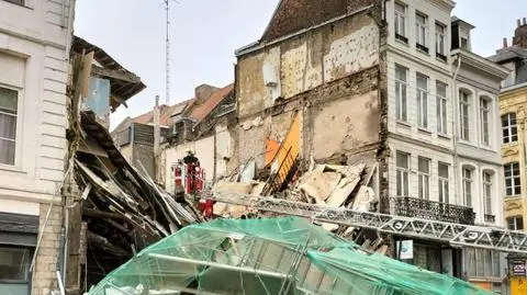 Zawaliły się budynki w centrum miasta, poszukiwania zaginionego lekarza