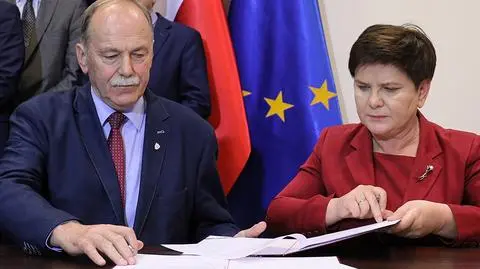 Oświatowa Solidarność podpisała porozumienie z rządem 7 kwietnia