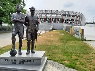 Trwa spór o warunki wynajmu stadionu miejskiego w Białymstoku 