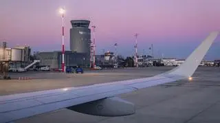 "Wrogie operacje na polskim terytorium". Decyzje w sprawie lotniska