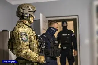 Uderzenie CBŚP w gang związany z pseudokibicami
