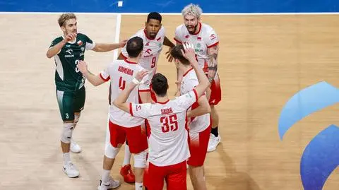 Brak tytułu nie zaszkodził. Polacy dalej na szczycie rankingu 