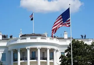 "Otwarty został nowy scenariusz wojny: Karaiby". Spór o zbombardowaną łódź