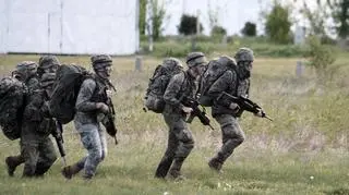 Decyzja hiszpańskiego premiera może wykoleić szczyt NATO