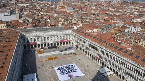 Kolejne protesty przeciwko ślubowi Jeffa Bezosa w Wenecji