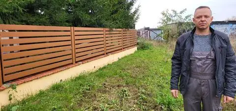 "Apartamenty obok obory z widokiem na gnój"