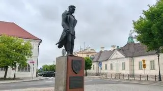 Pomnik Józefa Piłsudskiego w Kutnie