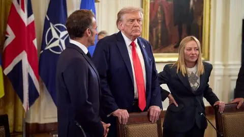 Emmanuel Macron, Donald Trump i Giorgia Meloni