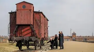Wizyta prezydenta Andrzeja Dudy i wiceprezydenta USA Mike'a Pence'a wraz z małżonkami w obozie Auschwitz (luty 2019 r.)