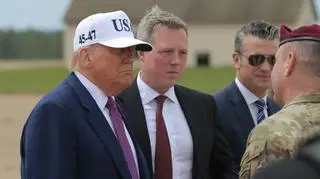 Donald Trump, Dan Driscoll i sekretarz obrony Pete Hegseth