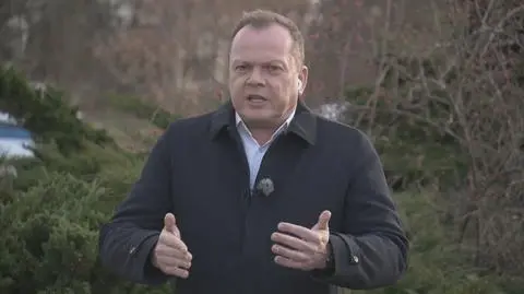 Uczeń miał dusić nauczycielkę. Szkoła zawiadomiła policję