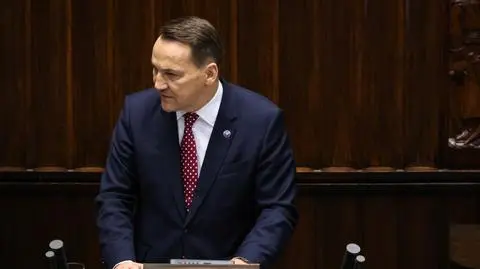 Sikorski wygłosił expose. W Sejmie debata po wystąpieniu szef MSZ