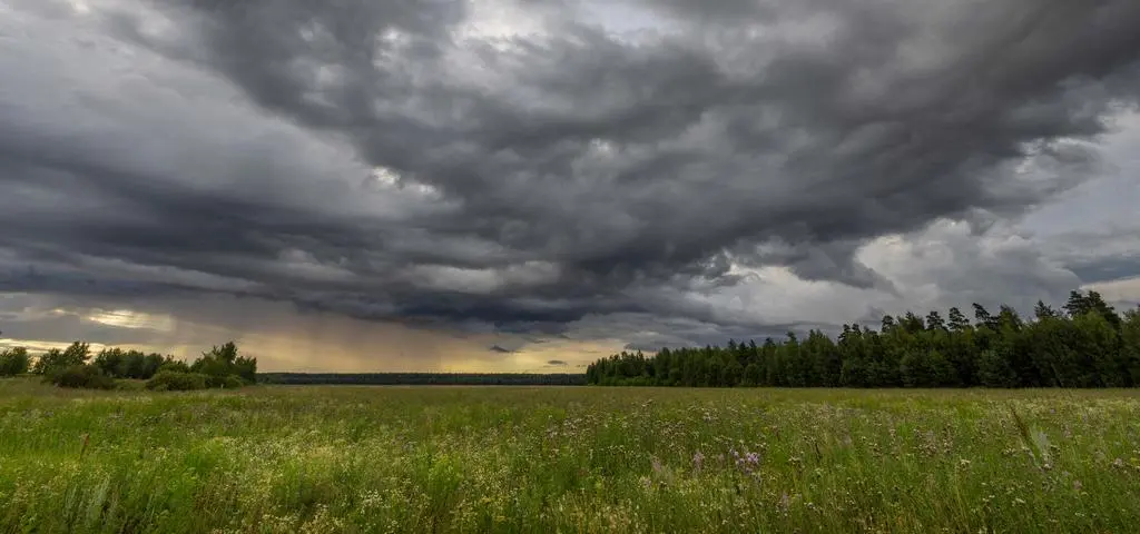 Gdzie jest burza? Grzmi od samego rana