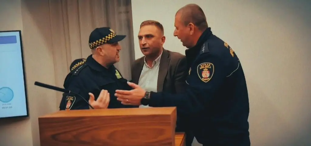 Straszenie "strefą szariatu", nakręcanie spirali nienawiści. W czyim interesie działał Bąkiewicz?