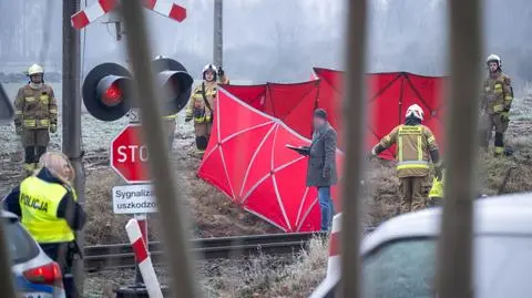 Tragiczny wypadek na przejeździe kolejowym