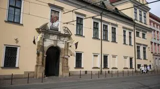 Raport o finansach krakowskiej kurii i pierwszy świecki ekonom