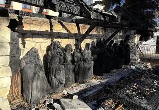 Ostatnia Wieczerza w ogniu, dwóch zatrzymanych