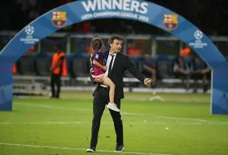 6 czerwca 2015, Luis Enrique i Xana świętują