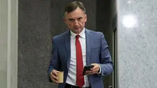 Media: wiadomo, z jakiego kraju Ziobro wyleciał do USA