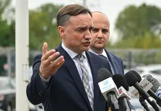 Przed kontrolą NIK usunięto wtyczki do liczenia wejść. Ujawniamy