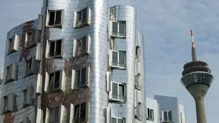 Neuer Zollhof w Duesseldorfie