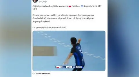 Piłka w bramce, gola nie uznano. Absurdalny błąd sędziów w meczu Polaków