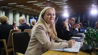 Koalicja obroniła ministrę zdrowia