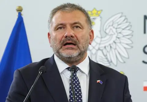 Żurek: budowano w Polsce system autorytarny. Powstał raport