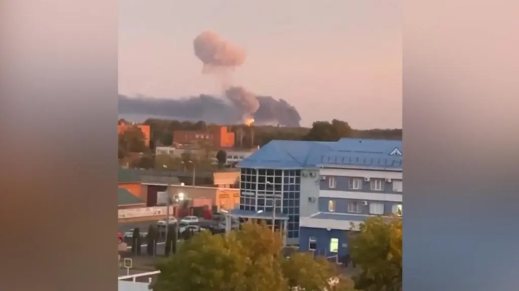 Atak dronów na lotnisko w Adygei. Ujęcie z nagrania 