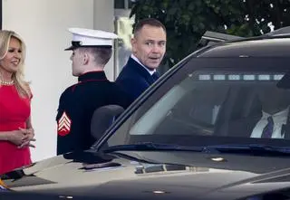 "Jeśli prezydent tego nie robi, narusza reguły"
