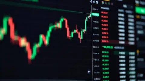 kryptowaluty shutterstock_2537960569