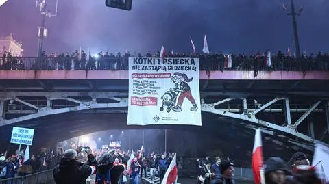 transparent marsz niepodległości