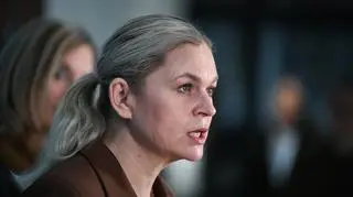 Fala jedynek i wulgaryzmów. Włamania do szkolnych e-dzienników