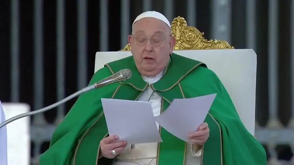 Papież Franciszek nagle przerwał homilię