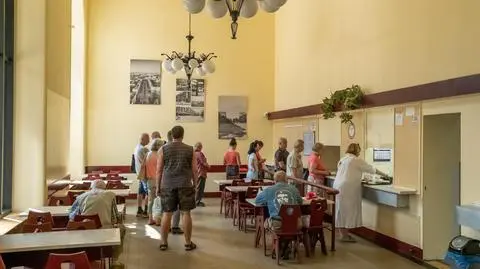 "The Economist" pisze o fenomenie nad Wisłą. "Obraz polskiego społeczeństwa"