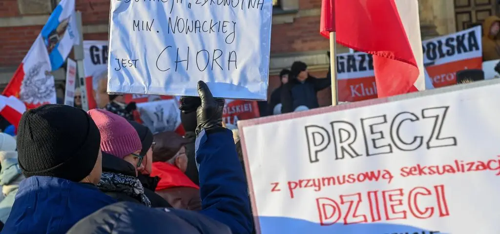 "To chore". Co z ludźmi robi edukacja zdrowotna?
