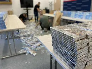 Funkcjonariusze zabezpieczyli ponad milion sztuk papierosów