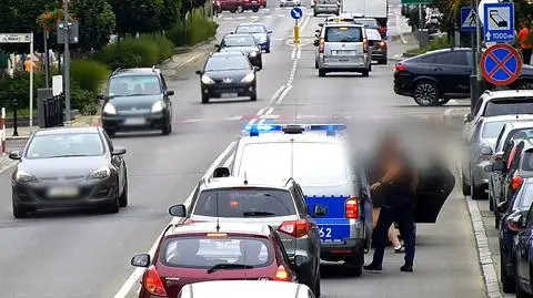 Dziecko spadło z przewijaka, mundurowi ruszyli na pomoc