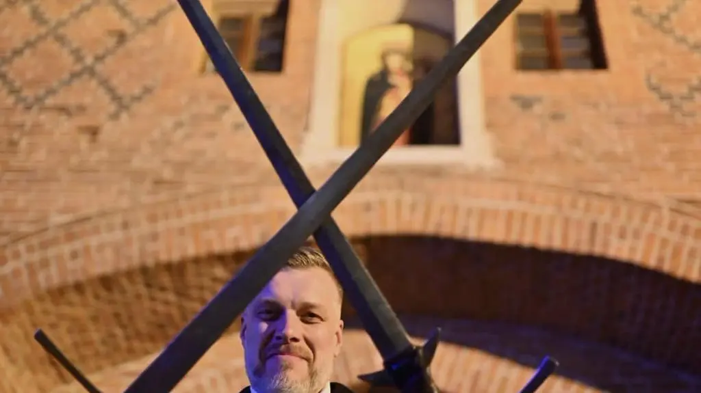Który z polityków jest najlepszym graczem?