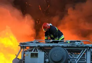 Wiadomo, kto stoi za podpaleniami w Polsce. Usłyszał zarzuty