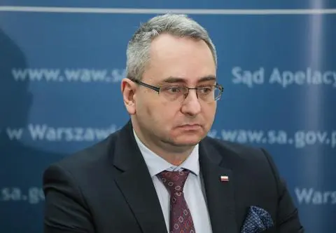 "Osoba podszywająca się pod rzecznika". Twierdzi, że działa legalnie  
