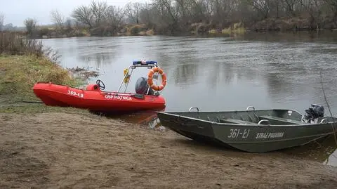 Z wody wyciągnięto mężczyznę