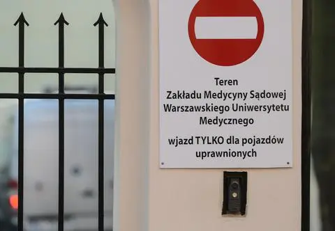 "Uprzejma prośba o niekierowanie zwłok". Brakuje lekarzy medycyny sądowej