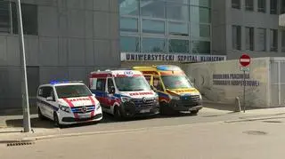 Zawyły syreny karetek. Uczczono pamięć zamordowanego lekarza