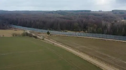 Płot wzdłuż polsko-białoruskiej granicy