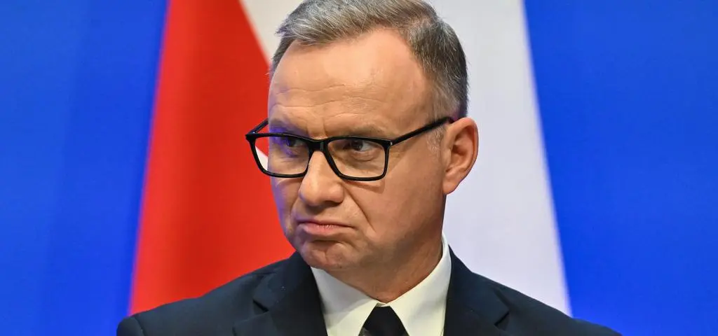 SMS-y od ludzi PiS do Dudy. "Jak mogłeś zrobić coś takiego? Wydaje ci się, że coś możesz!"